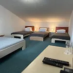 Guest house Hotel Marislav 3*